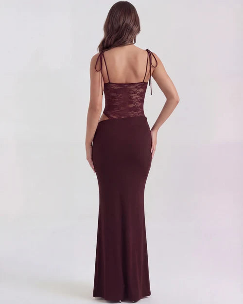 Virelle | Lace Contour Dress